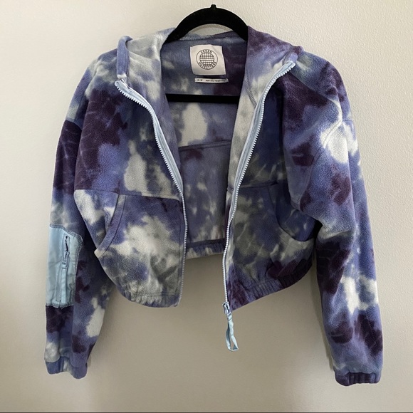 UO Cozy Tie-Dye Fleece Cropped Jacket - Picture 3 of 10